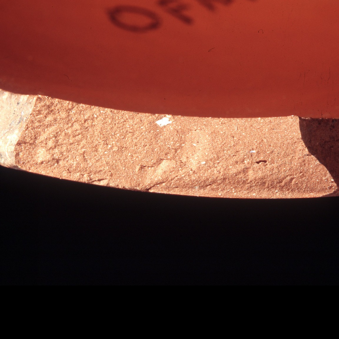 Plate 17: Fresh sherd break of LGF SA (width of field 24 mm)